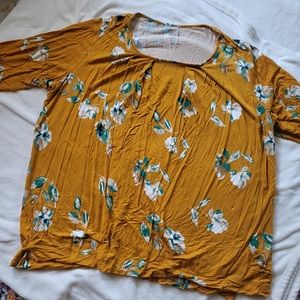 Croft & Barrow plus size 3x top floral golden yellow